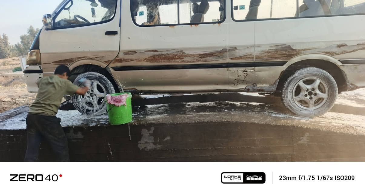 اسلام عليكم سوبر دير موديل 2010 بلاديه مابيه قطرت صبغ  كير محرك اكسن شواصي مكفولات تخم تاير جديد قبل نص شهر شادهن خط بحث جديد غرامات صافيه رقم انبار احمر معامله كامله بس بصمه  باور باتري سياره مال جناي كبل للشارع سعره 50 وبيه مجال ***********
