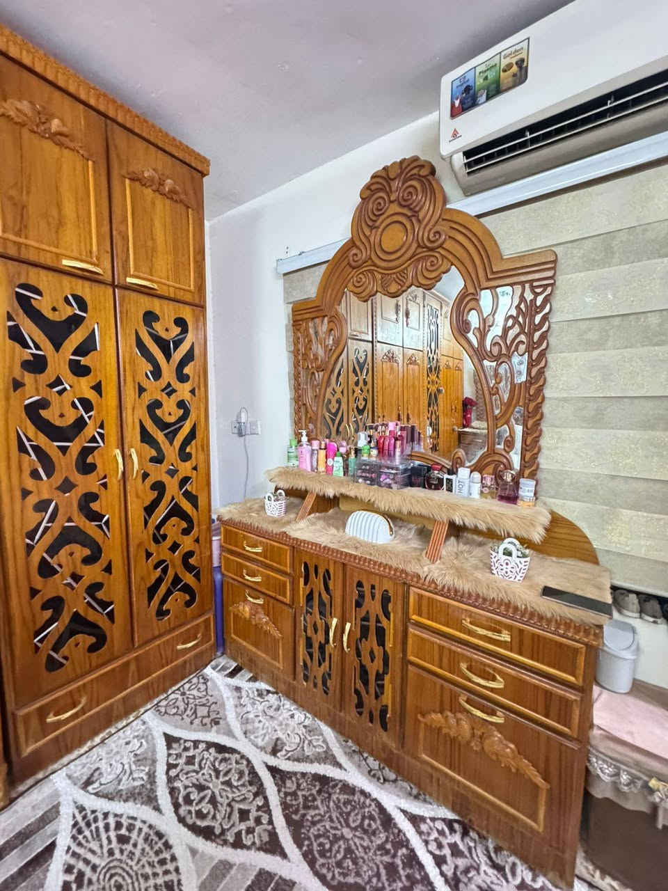 السلام عليكم غرفه نوم خشب عراقي مستعملة نظيف مكاني موصل جانب الايسر حي البكر السعر


**إذا كنت صاحب هذا الإعلان وتريد حذفه لأي سبب، رجاءا أرسل رسالة إلى الدعم الفني**