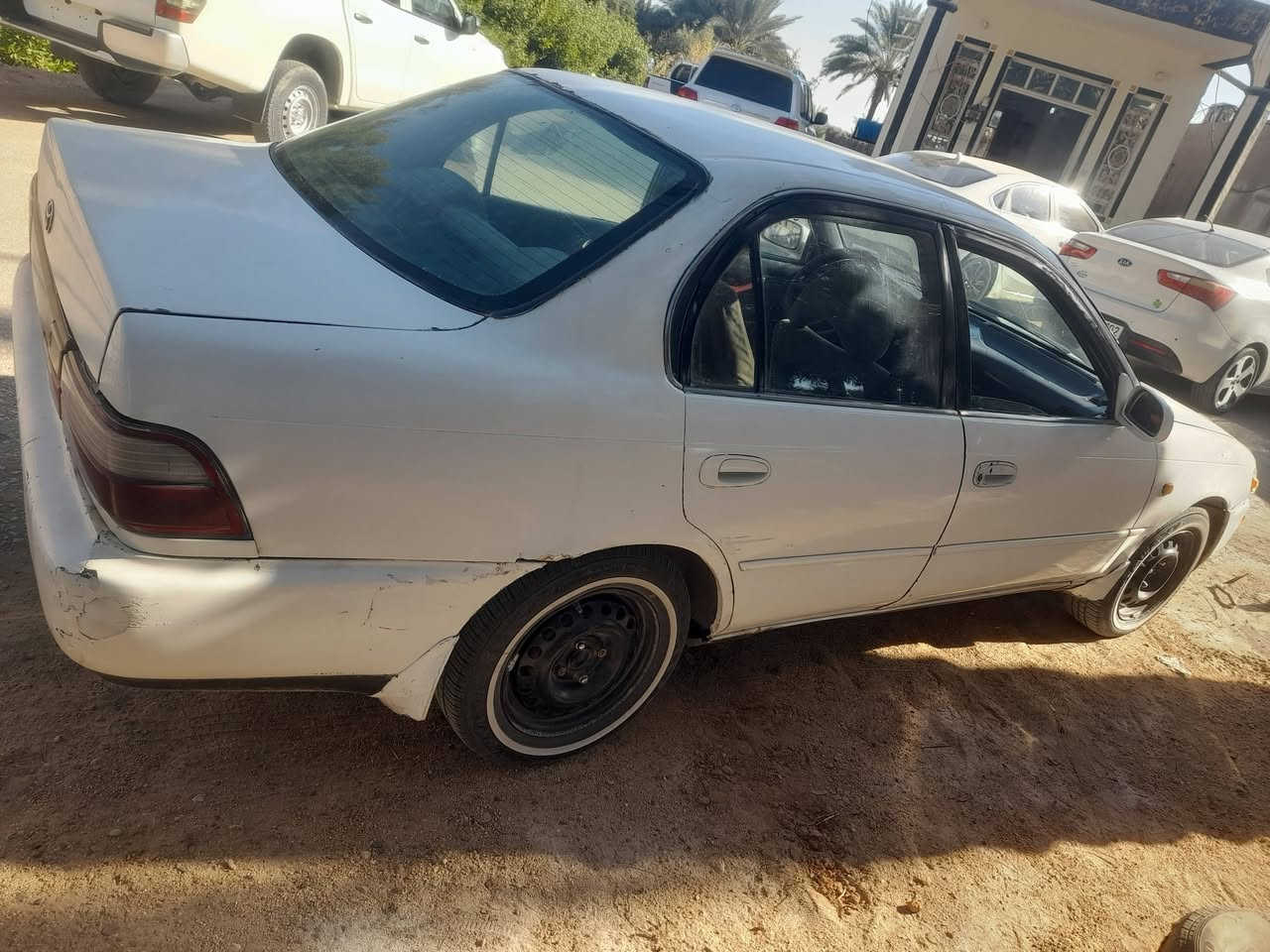 السلام عليكم كورلا موديل 93 مكفوله من الكص والنقل جثه رقم بغداد سنويه 2027 كير ومكينه وحداديه خير من الله السعر 45 وبيه مجال ***********
