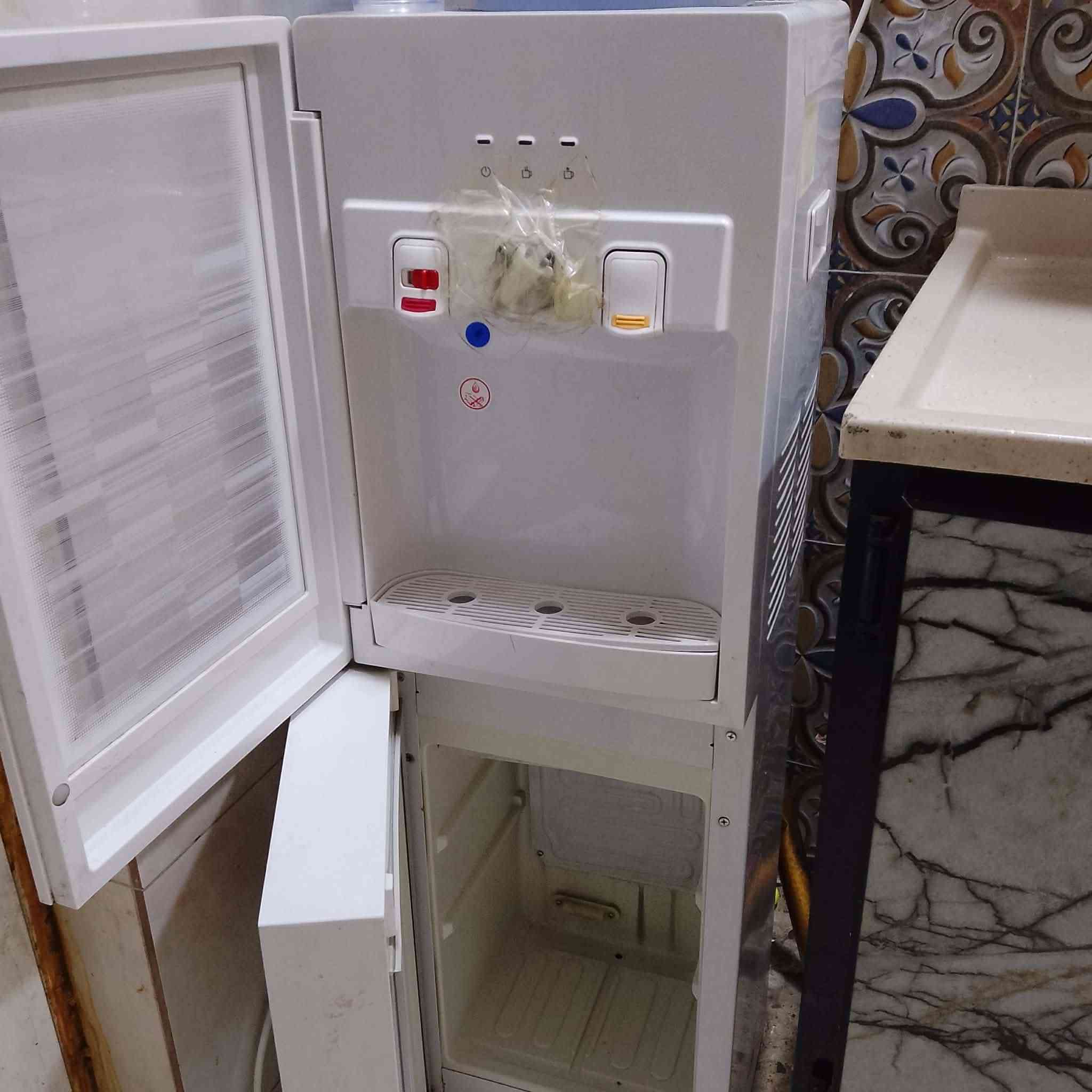 عنوان  بغداد بلديات اقره المنشور 👉👉 واتساب  ***********
كاونتر تفصال مو سوكي 160 الف غساله 17 قدم 70 ثلاجه متر 50 
ثلاجه حجم كبير 150 نص تخم نظيف 125 براد مي جديد 80 🌺
