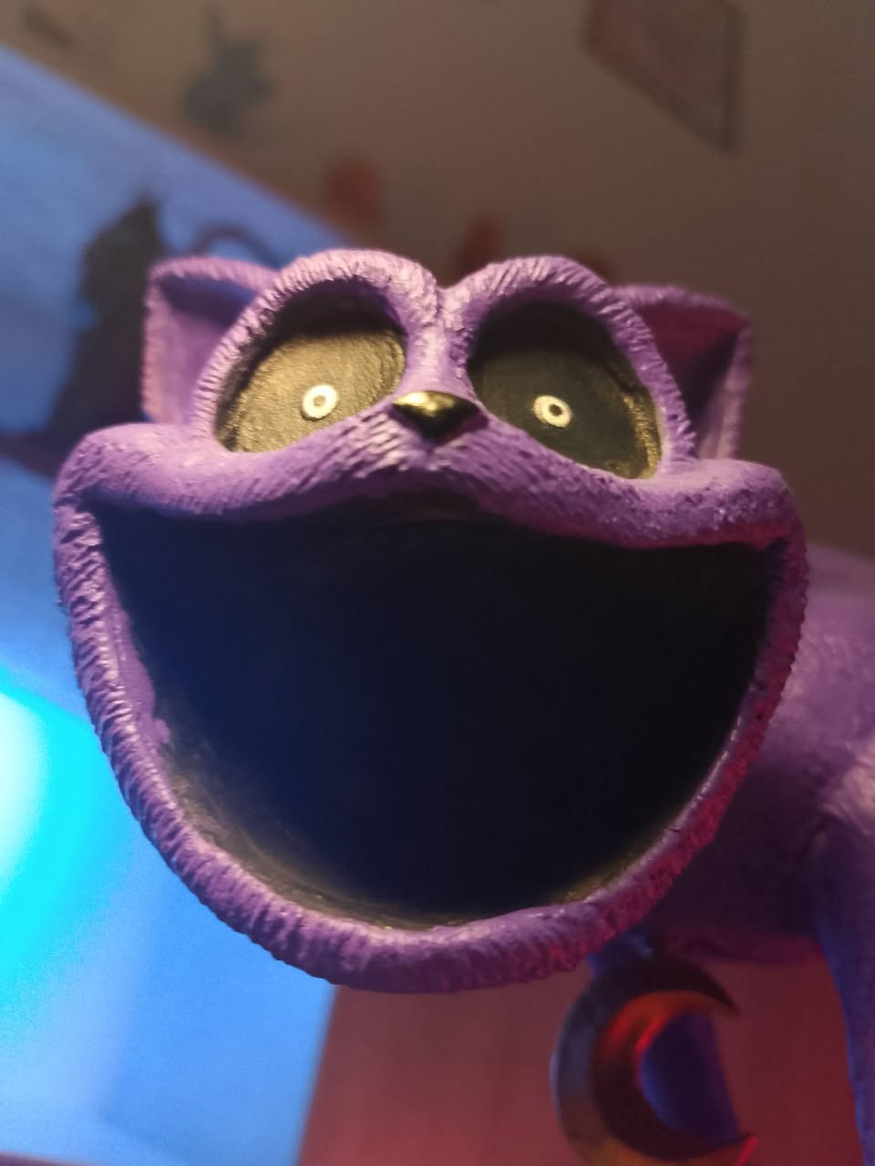 متوفر للبيع 
عمل يدوي من الطين الخفيف


**إذا كنت صاحب هذا الإعلان وتريد حذفه لأي سبب، رجاءا أرسل رسالة إلى الدعم الفني**