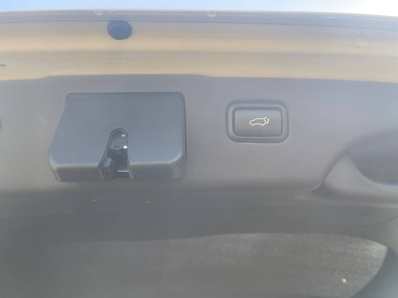 سلام عليكم سورنتو 19كفاله سياره جديده فول عده بنرامه مكانهه نجف 245وبيهه مجال
***********
