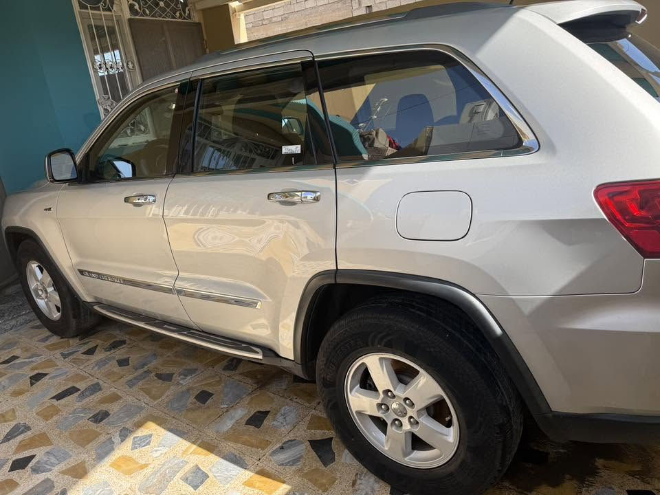 السلام عليكم 
جيب لاريدو موديل 2012 خليجي
اللون سلفر 
تو ويل 
السيارة مكفولة كفالة عامة 
گير محرك صبغ تعديل بارد
طخم اطارات جديد قبل يومين مشدود
تبريد ثلج 
رقم اربيل تحويل او وكالة 
السعر المطلوب 165$
مكان السيارة سامراء 
***********
