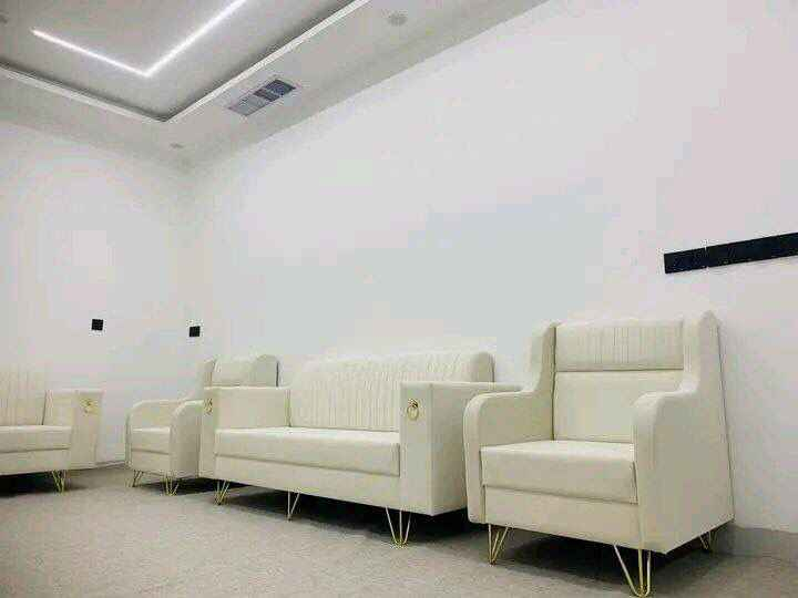 تخم 10مقعد 420
9مقعد ب 400
 8 مقعد 370
  7  مقعد 350
6 مقعد ب 320
  5 مقعد قنفه ثلاثيه وكراسي عدد2   300
  5 مقعد ثلاثيه وثنائيه 270 الف

مواصفات الخشب
الظهر /چام روسي 
المقعد /بلوك اسود 
الصدر /خشب مضغوط
الاسفنج / مميز 8سم 
القماش / قديفه
الرجل / حديد
واذا اختار الزبون (كتان) او (وتر بروف)
يصعد (25)
توصيل بغداد مجاني 
اطراف 15 المدائن, بابل


**إذا كنت صاحب هذا الإعلان وتريد حذفه لأي سبب، رجاءا أرسل رسالة إلى الدعم الفني**