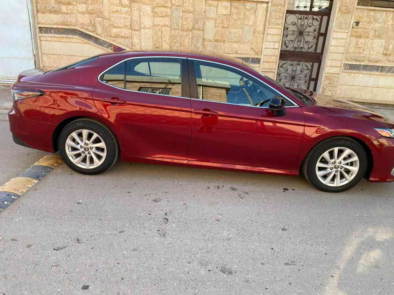 السلام عليكم 
كامري 2021 امريكي Le 
السيارة ضرر ربع بوند صبغ ومكانين بارد  اللون ماروني  رقم اربيل دولي 
ماشية 70 ميل  
المكان /صلاح الدين بيجي 
السعر/175 وبيها مجال 
الرقم /*********** تكريت, صلاح الدين
