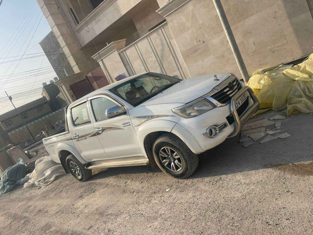 للبيع هايلوكس فور ويل مديل 2014 
مكان بغداد 
السعر 210 وبيه  مجال
غير متواجد عل فيس اتصل وتدلل
للستفسار ‭0770 929 7149‬ بغداد, العراق
