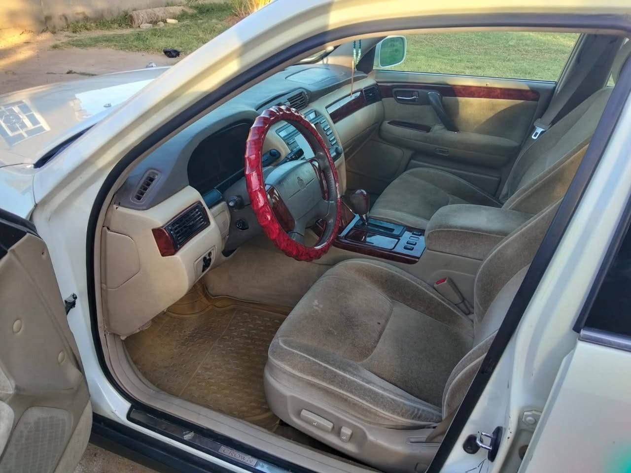 ملكه ٢٠٠١ سياره جاهزه جديده مكينه ديفور كبير تخم تاير كارتون باتري جديد تبريد ثلج امتوئم اربيل سنويه ٣١ ٣ دكم مكان سياره ناصريه مركز السعر ٣٣ ***********
