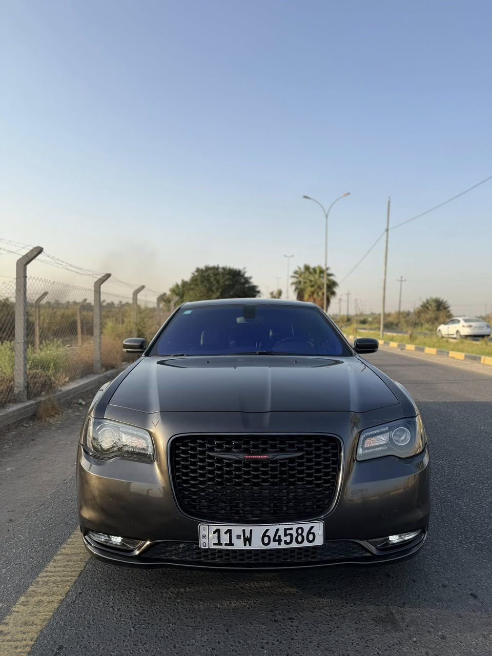 اوباما
٢٣ رقم بغداد بسمي 
مواصفات 
Sكولد 
ماشيه 20 الف ميل 
مكان السياره بابل 
حادث قبق جنطه مبدل نفس اللون 
السعر ٣٠٥ 
***********
