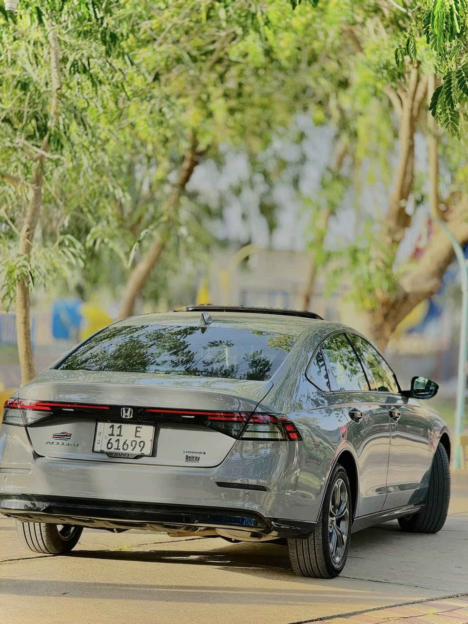 هوندا اكورد هايبرد EXL موديل 24 
لون سمنتي  
‎ فول مواصفاااات 
‎السيارة ماشيه14  الف

‎ السعر 188 قابل للتفاوض 

‎فول مواصفات 
‎• مكينة 2000 هايبرد تنفس طبيعي
‎• كير اوتوماتيك 
‎• شاشة كبيرة
‎•تدفئه كشنات
‎. فتحه سلايد
‎• كاميرا خلفية 3 انظمة
‎• كرسي كهرباء جلد  لون اسود  
‎• رادار امامي
‎• مانع تصادم
‎• محدد مسار 
‎• تصحيح مسار
‎• شفتات بالستيرن
‎• مثبت سرعة
‎• مانع انزلاق
‎• دخول ذكي 
‎• إنارة ترحيبية
‎• هندبريك كهرباء
‎• عداد ديجيتال
‎•لايت عدسات زينون
‎• نظام اوتو لايت Auto
‎لايتات دوار مع السترين 
‎• لايت العالي زنون 
‎اوتو هولد للبريك
‎• حساسات مطر 
‎• حساسات امامي خلفي 
‎• حساسات ضغط هواء الإطارات
‎• أوامر صوتية
‎• 4 أنظمة قيادة (eco,individual , sport,normal )

‎ بنيييييد صبغ فقط 
مع وجود تصليح خفيف في الشاصي الامامي 
سيارة نضيفه وجديده حيل 
لمزيد من الاستفسار واتساب (***********)
