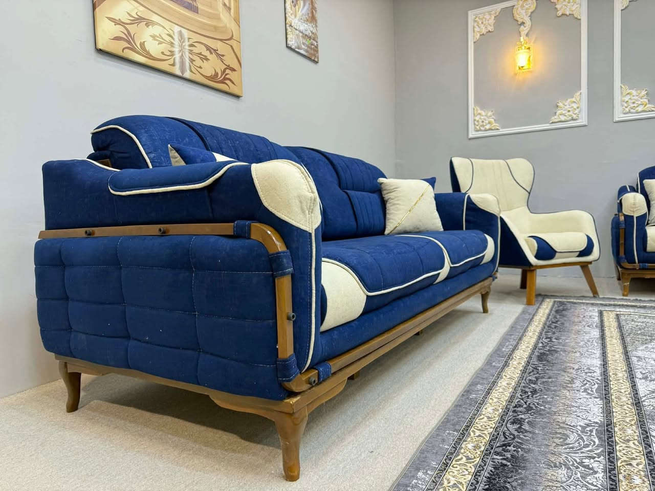 موديل مينا التركي توفر بعدة الوان 
التخم قنفتين مع 4 كراسي قنفات قلاب 
 القماش وتر بروف الاصلي 
السعر مليون و 450 وتوصيل مجانا 
للحجز ***********
