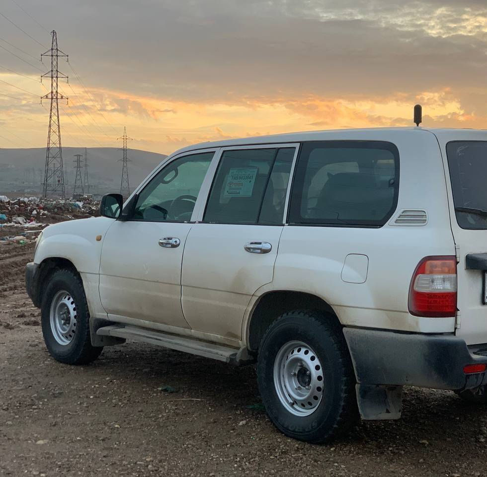 مۆنیکا2005تەحویل ئەسڵ
ڕەقەم  و سەنەوی تاکو2030نوێیە
کارت بەنزین هەیە🌹
لێدراوی نیە پێش و دوای هیچی پێوەنیە
حیزام پەمپە لەسەر ساغی 
زۆر جوان و ڕێکە
گێڕ و مەکینەو تەبرید بەشەرت
کارەبایی گشتی ئیشەکا
ماڵی دۆستە
*********** شمشمل, السليمانية
