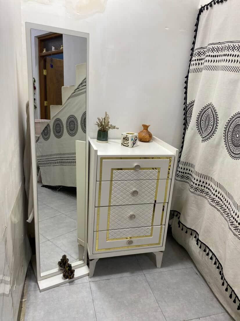 غرفه تركي للبيع نقص مرايه المييز مكسورة مكانهه الشعله ب750وبيهه مجال بسيط


**إذا كنت صاحب هذا الإعلان وتريد حذفه لأي سبب، رجاءا أرسل رسالة إلى الدعم الفني**