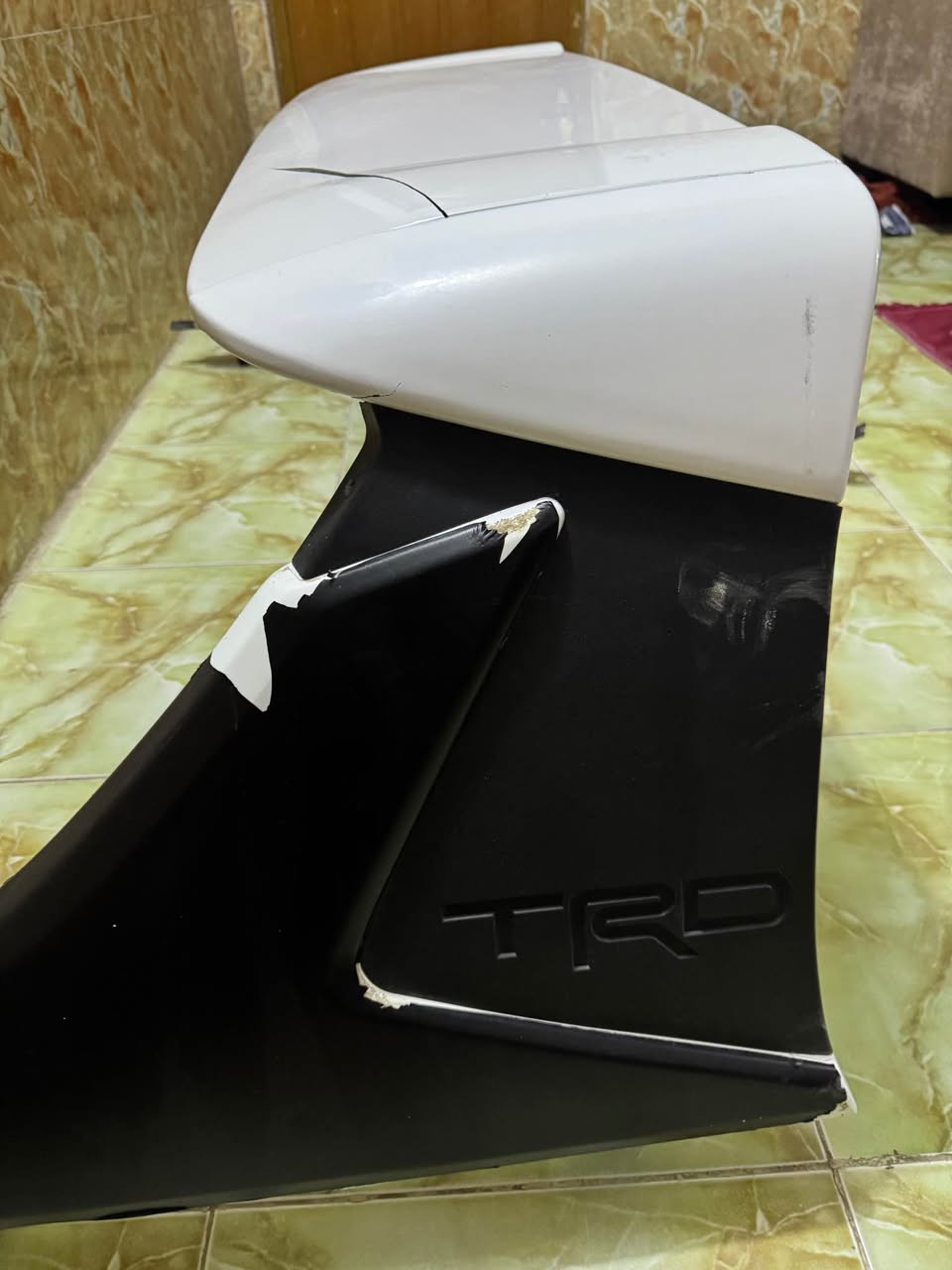 السلام عليكم للبيع سبايدر تيوتا. اصلي. مالي سيارتي ونزلته منها شديت حديد لان احمل بيها مغلف لاسق ينشال لل امانه بي فطر موضح بلصوره. ب ١٥٠ الف. *********** النجف, العراق
