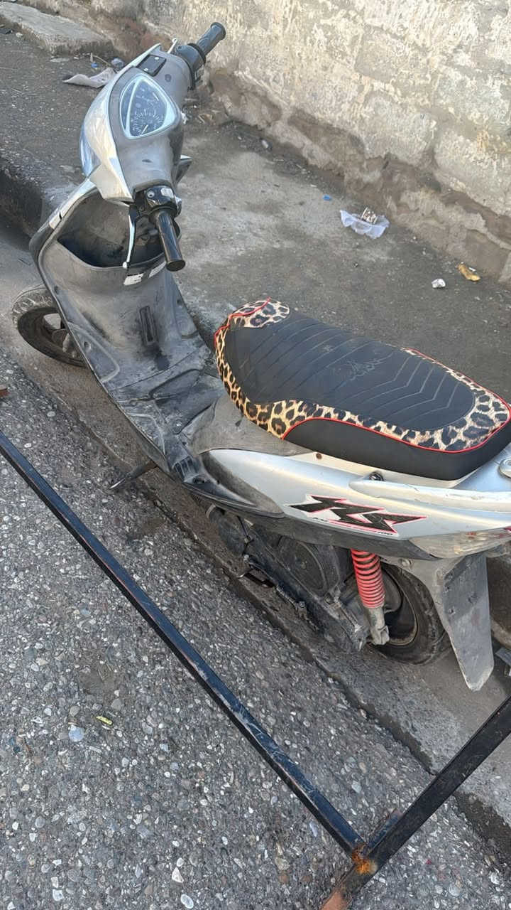 متاح ماكس عدله كلها على البلاد دراجه مختمه ختم واحد بس كابربته تجاري دراجه شلعه ومعدل محرك صبانه ممطخوخ عليها والماخذ مني يعرفني زين زين سعرها 850المكان كركوك_دوميز الشراي بي خير ويدلل هذا رقمي***********
