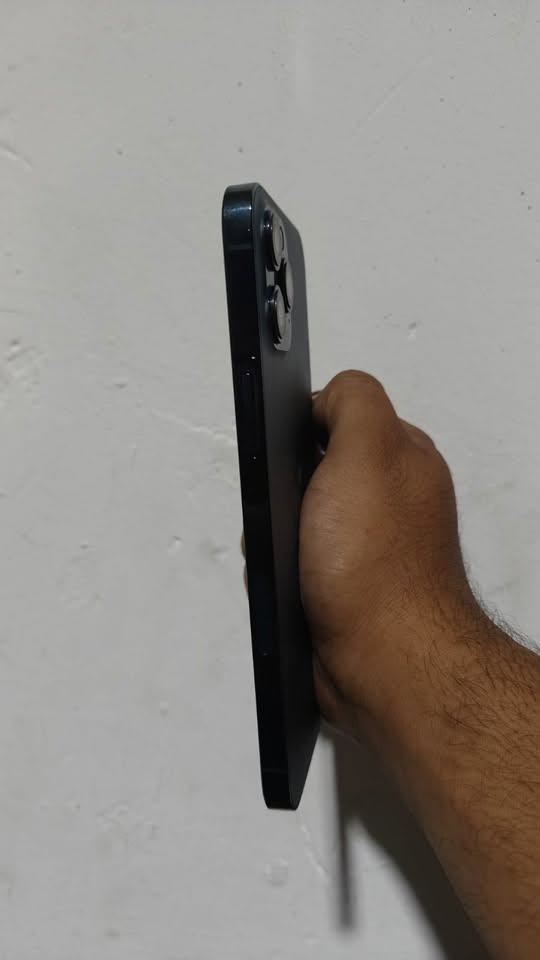 السلام عليكم أيفون 12  Pro Max ذاكره 256 للبيع نضافه فول 
الجهاز مبدل بطاريه 
والكامره مال البعد مال 5 واكفه بس 
وما اعرف سعر انته قيم بما يرضي الله وأخذه 
الجهاز نضيف جداً
مكاني بغداد شارع فلسطين 
***********☎️ بس اتصال بس ما ارد ماسنجر بس اتصال
