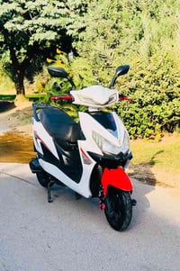 (((625))) دراجه سكنس كهربائي  الشكل الحديث لد امامي خلفي لايت عالي و ن...