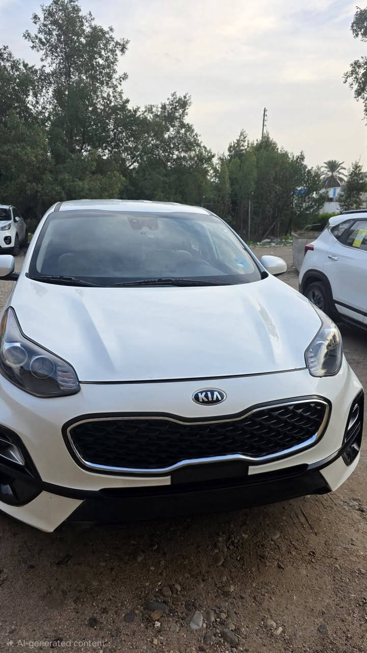 كيا سبورت AWD
 اوتو ويل درايف 
موديل 2021 
رقم اربيل باسمي 
ماشية 92 الف كيلومتر قابل للزيادة 

محرك 2400 GDI 
رادار امامي
تحديد مسار
لايت ليد 
لون ابيض 
باقي المواصفات واضحة بالصور 
السونار مرفق ويه الصور وصور الحادث 

والاهم من الحجي الهواي تجي تجربها وتشوفها شكد ناعمة ونشطة ومتعوب عليها من ناحية الادامة المستمرة وغيرها 

حاليا بيها شخطين بالباب الخلف السايق موضحها بالصور 
والدعامية الخلفية محتاجة صبغ وموضحة بالصور 

غير هذا السيارة ما ناقصها كلشي 

***********
***********

السعر 170 ورقة 
 للاسف ما الحك اتابع التعليقات 
للتواصل الاتصال ع الارقام بيهن واتساب والخط مفتوح بكل وقت 
شكرا
