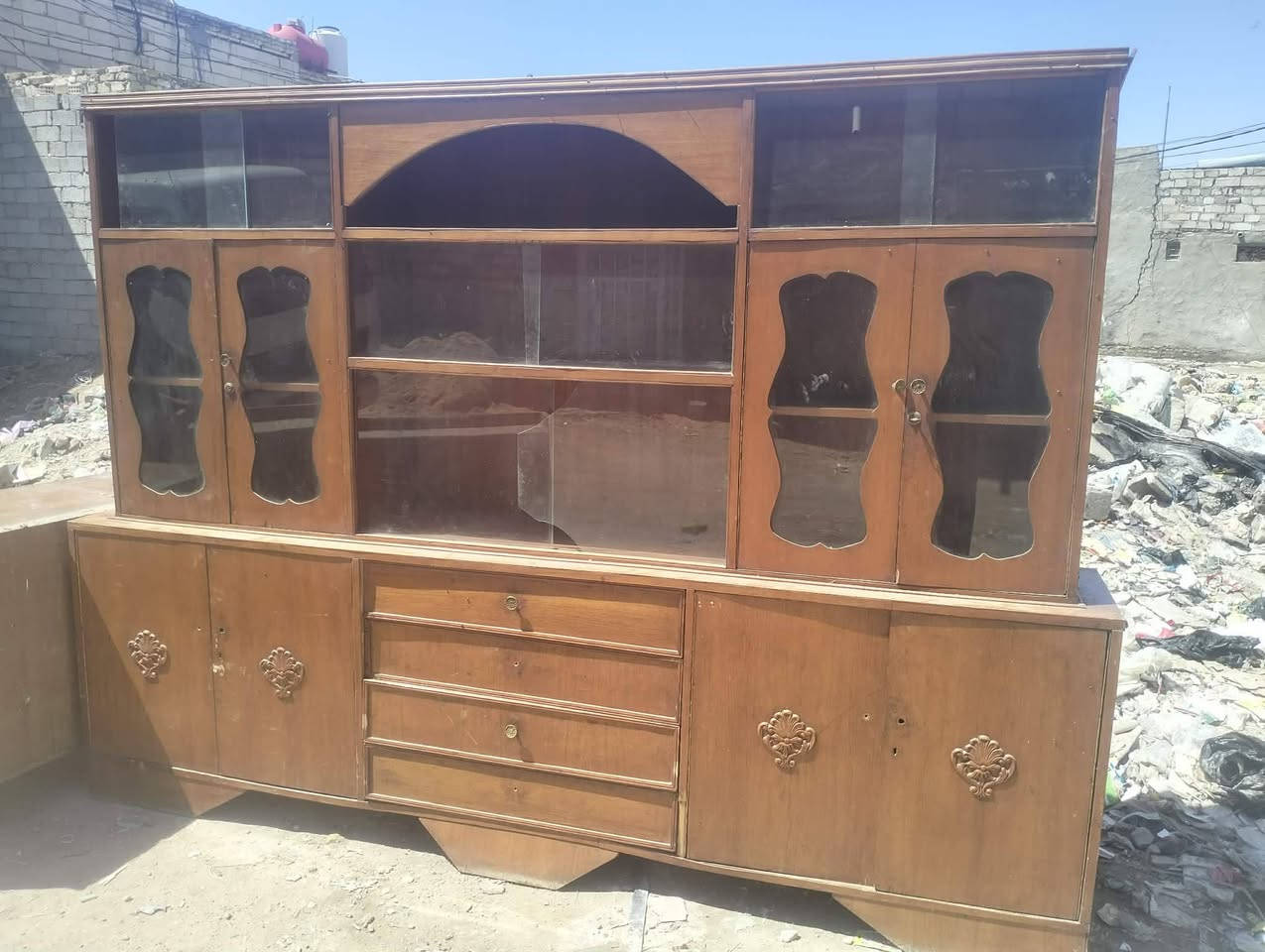 للبيع


**إذا كنت صاحب هذا الإعلان وتريد حذفه لأي سبب، رجاءا أرسل رسالة إلى الدعم الفني**