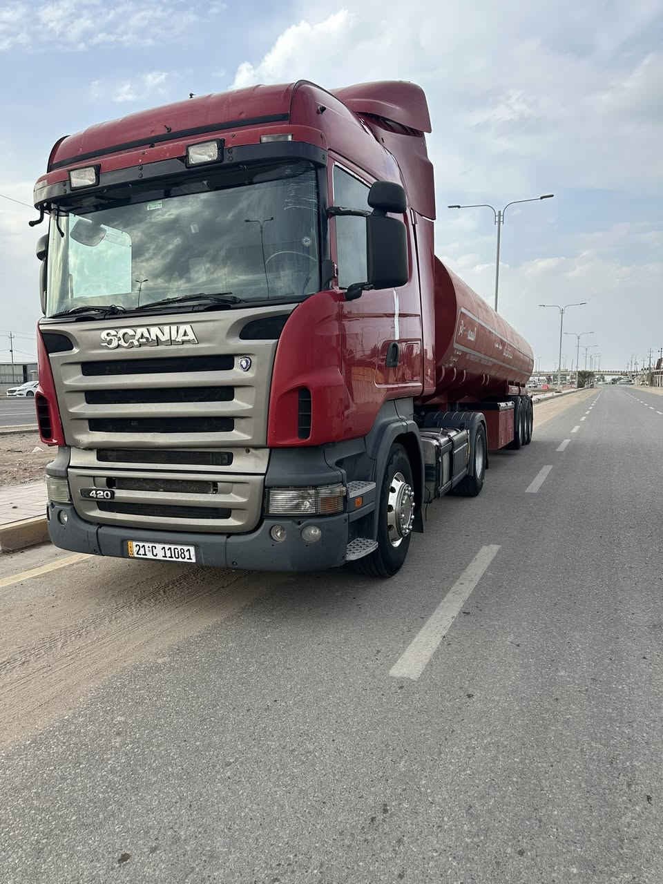 السلام عليكم سكانيه لبيع مديل2005 رقم سليمانيه سنويه ل2031 بسمي مكينه 420اربع خطوط مكينه كير شاصي مكفول تانكي السجاد تخم تاير راس وعربانه سياره جاهزه لعمل تكيال جئ بي إس تصريح امني تبريد شغال وبيه بويلر كامله سياره الاستفسار اكثر ***********  السعر ٣٤٠ وبيه مجال مكان سياره نجف
***********
