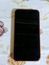 آيفون XR • متاح • قابل تفاوض