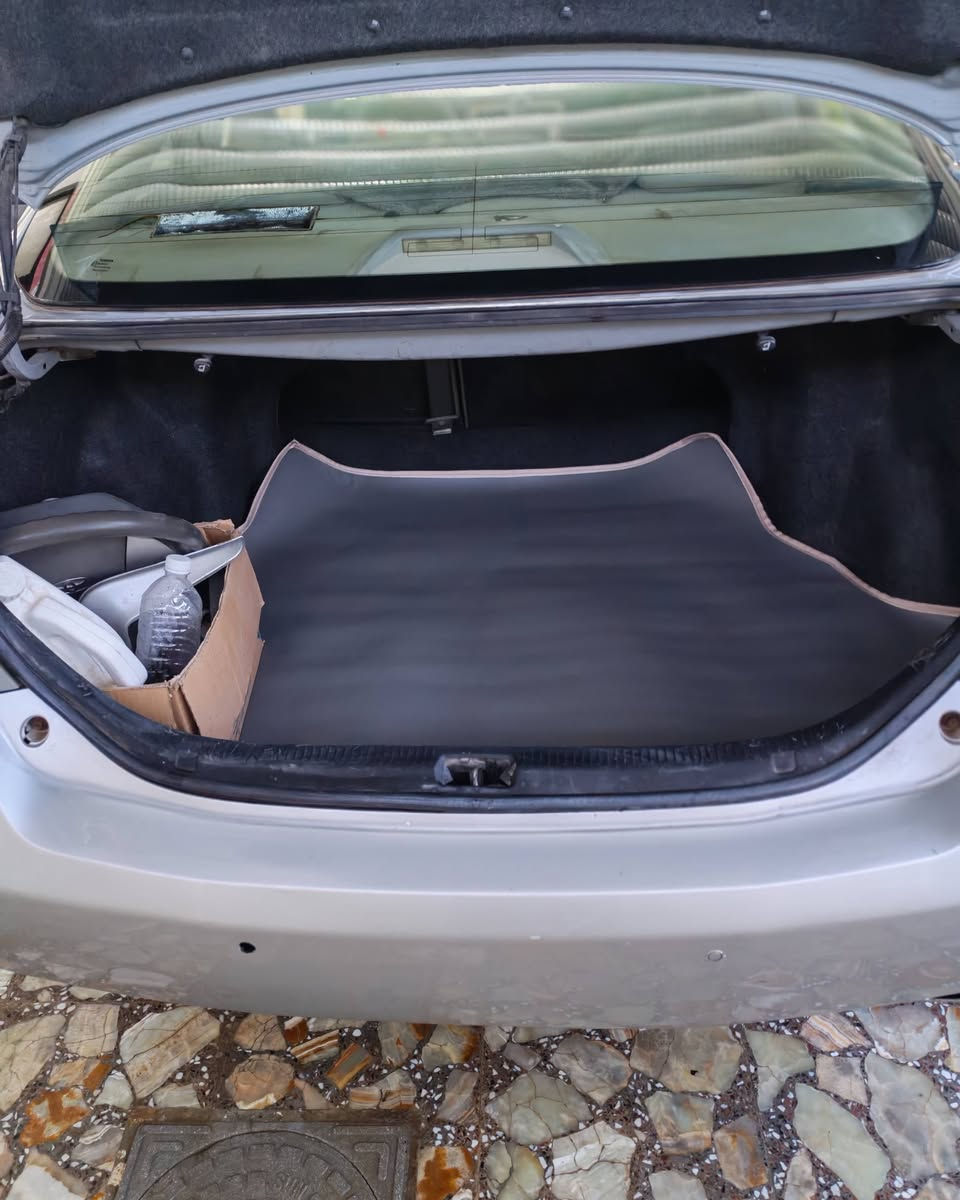 سلام عليكم تيوتا كامري 2007 سياره نضيفه ومكفوله من ضربه فقط صبغ احزام اثر جراد كير ومكينه وحدايه كله جديد رقم نكليزي بغداد / عنواني نجف / بيع او مراوس 
رقم تلفوني ***********
