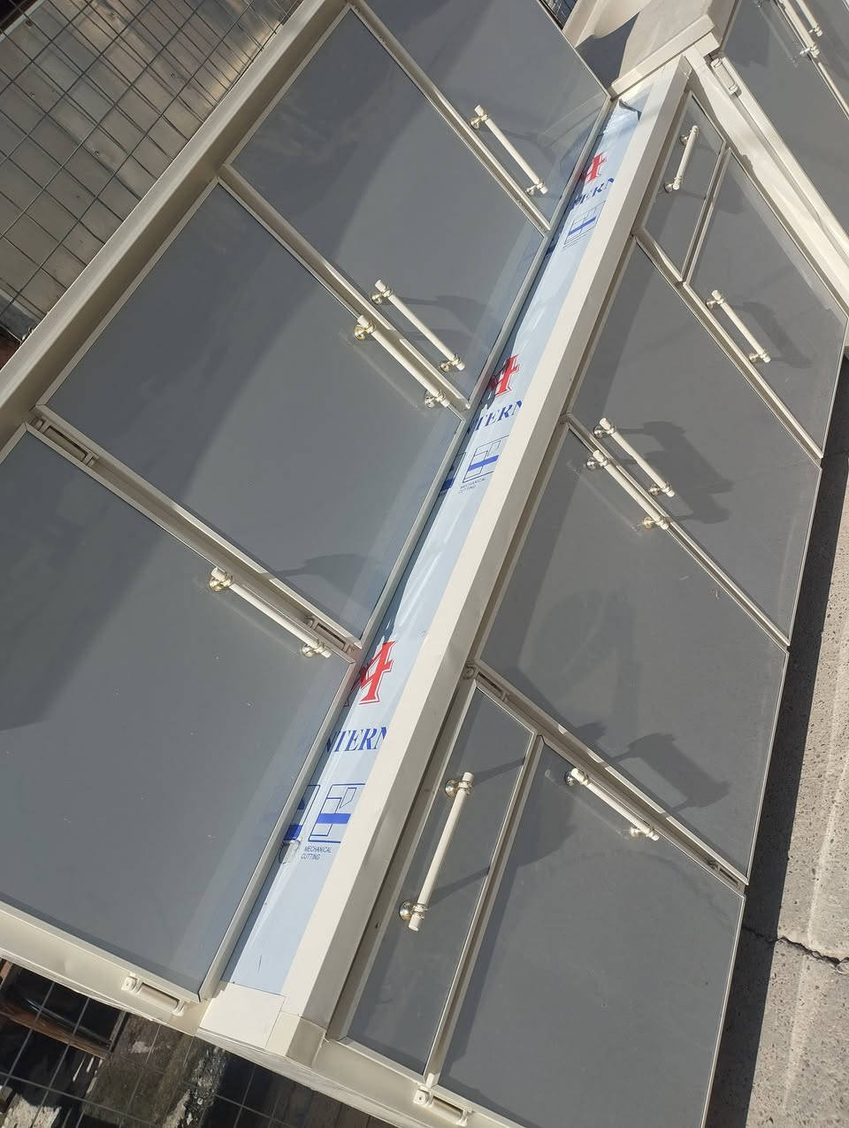 كاونتر نضيف اي عيب مابيه مستعمل شهر السعر 250 وبيه مجال الشراي يخابر ***********
