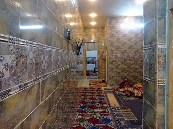 دار للبيع مساحه 100 متر بنيان بلوك اساس 20صب سكف صب رباطات عل بيت بيت اي نقص مابي بس بيتونه راد ابياض     عنوان بغداد قرب جامع المحترك فرع 10 متر ثاني بيت ع ركن 
جنس ارض زراعي 

كافة الخدمات متوفره ماء 💧 كهرباء ⚡️ مجاري   

السعر 55وبي مجال بسيط 
الاستفسار يرجى التواصل على  الارقام التالي 
***********
***********
***********
مراجعة المكتب الرحمن للعقار عنوانه بغداد
سبع قصور بداية شارع ابو علي قرب حسينية اويس القرني
