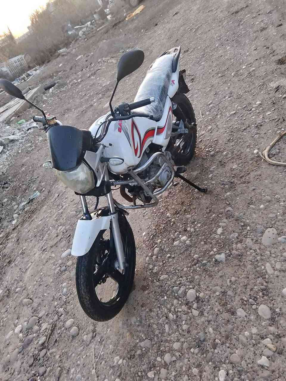 سنكي موديل 2018 مكينه 200 مطور جديد مكينه ممفتوحه عل شركه مكينه لا تنقيص ولا تبخير تخم تاير جديد كهربيات كله شغاله السعر 500 وبي مجال لشراي ***********
