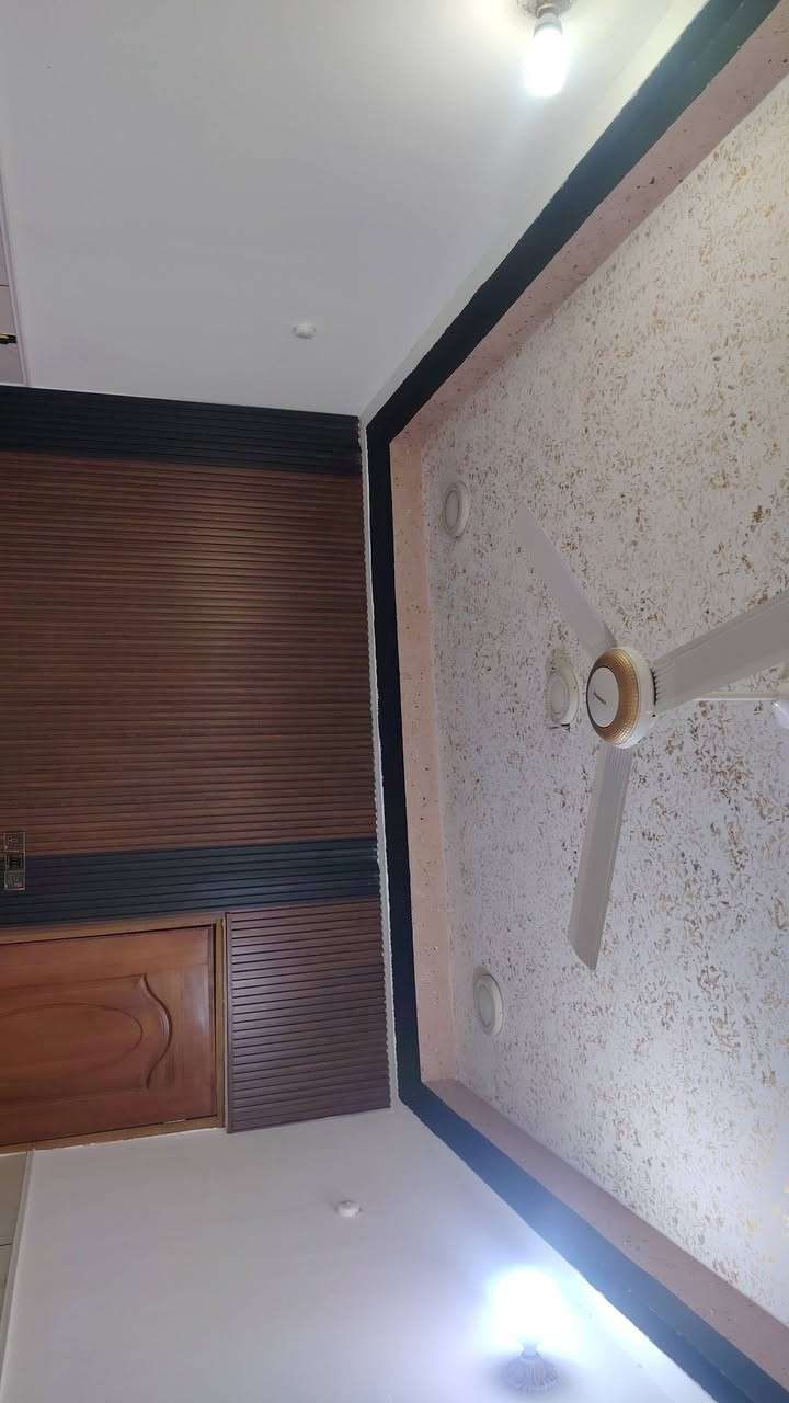 بيت للبيع طابه صرف على طريق المطار   ***********

