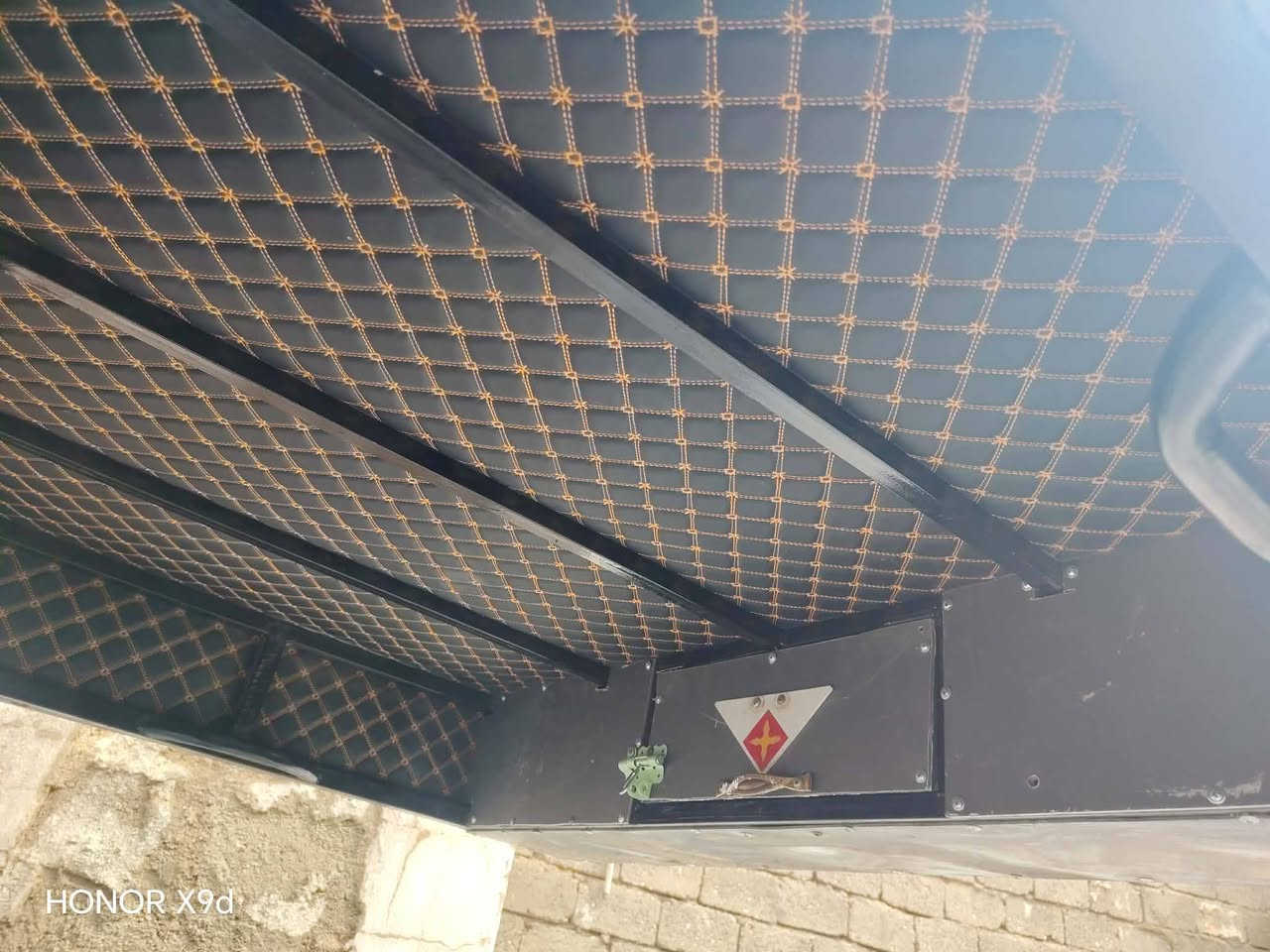 مكلف بالنشر 

چنج ستوته للبيع 

السعر 275 او بي مجال 

الرقم
***********
