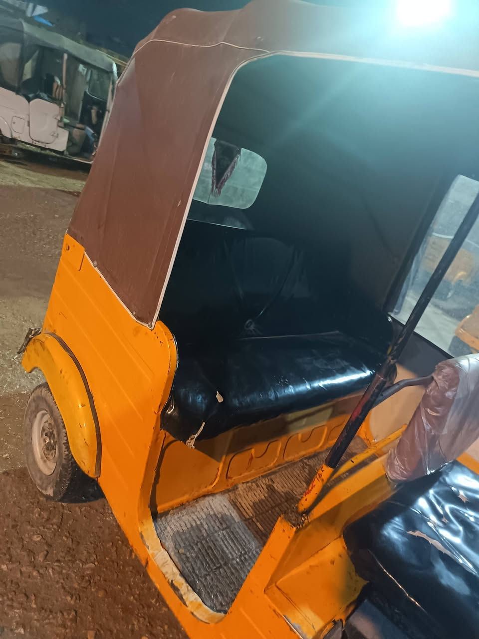 سلام عليكم تكتك ١٧ شهر ١٢ طابه بل ١٨ مكينه لا تنقيص ولا تبخير اورق المصطفى كامله المكان بغداد ***********
