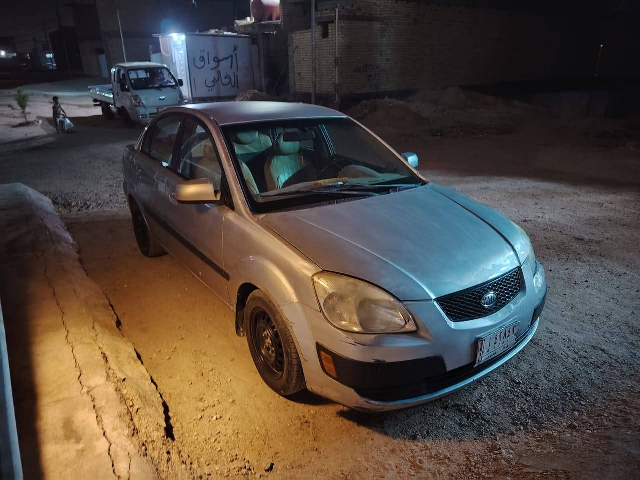 السلام عليكم سياره
كيه ريو موديل 2006
وارد أمريكي
رقم بغداد 
سيارة جديده 
تبريد❄️
كير 
حداديه 
سيارة جديده
السعر 💸 65 
وبيه مجال 

الرقم 

***********
