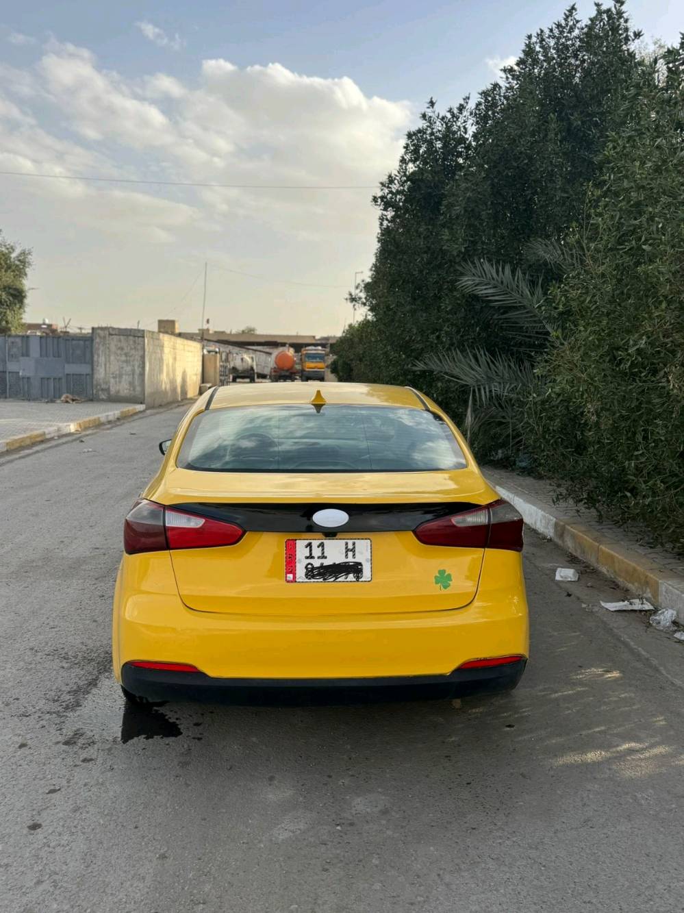 السلام عليكم
فورتي موديل 2016 رقم بغداد 
وارد أمريكي حادث داخل منشور اليبل واحد ماعدى حادثة محرك 1800 دوش المرغوب لا تبخير ولا تنقيص صدر امامي خلفي كله جديد سياره جاهزه من كلشي تخم تاير جديد رقم بغداد بسمي نكليزي 11 رقم جديد هزه جديد هئية غرامات مصفرات مكاني بغداد السعر 88 مناسب مناسب مجال لشراي بسيط يتصل ***********