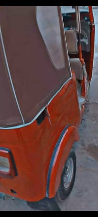 تكتك للبيع موديل 17مكينه20تكتك خير من الله ومصبوغه جماليه وسعر لرقم 07...