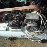 البيع كمبريسر شغال مطور كهربائي  سنكل 150التر مكان بغداد بوب الشام الا...