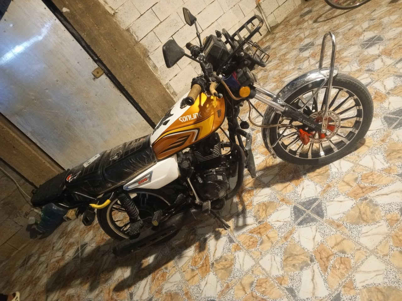 يرانيمؤديل0240 محر200كولؤل الخلفي مؤجودكامل يكمل دراجة نضيف اطفال العن السعر  800


**إذا كنت صاحب هذا الإعلان وتريد حذفه لأي سبب، رجاءا أرسل رسالة إلى الدعم الفني**