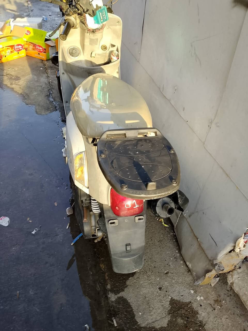 دراجه بوليسي نوزل للبيع اي عيب مابي اي نقص مابي سعره مليون ميه دراجه شرط عنوان كركوك حي معلمين رقم هاتف ***********
