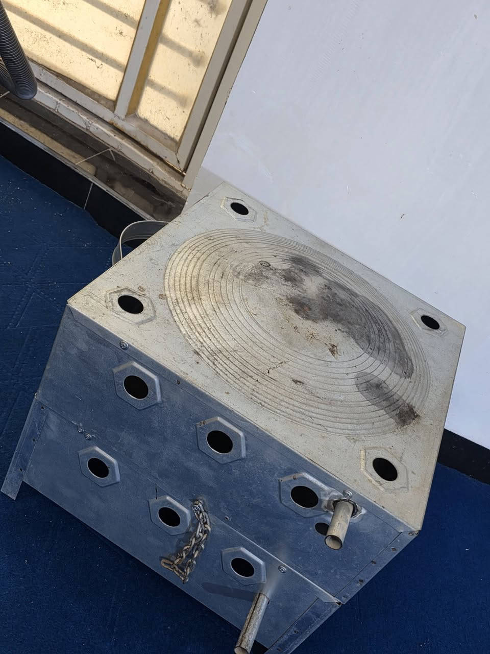 تنور أرضي للبيع غازي  شغال 100٪ وما بي أي عطل.
السعر 30 ألف فقط.
للاستفسار خاص .


**إذا كنت صاحب هذا الإعلان وتريد حذفه لأي سبب، رجاءا أرسل رسالة إلى الدعم الفني**