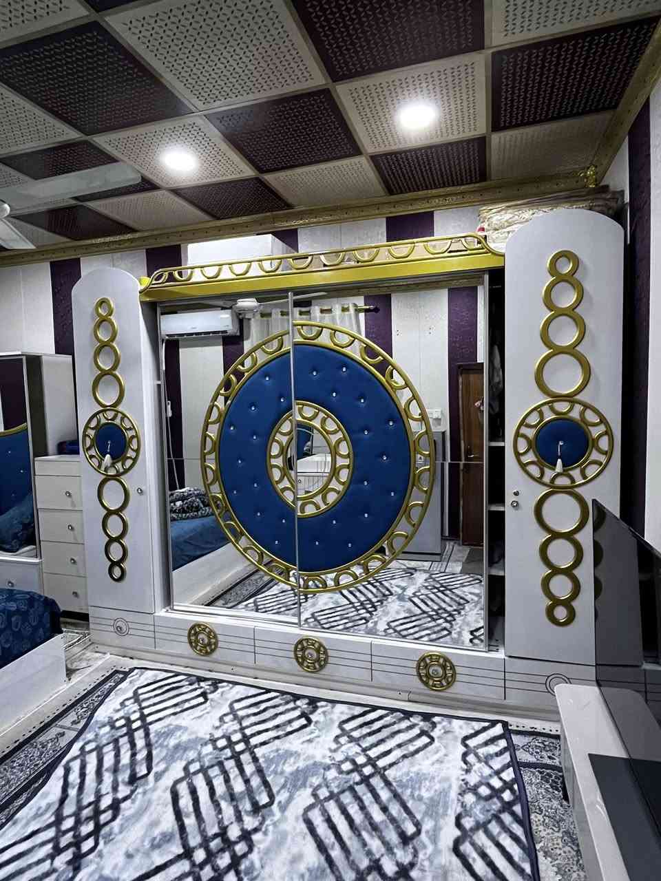 السلامو عليكم من رخصت ادمن لكروب غرفت اخشاب تركي نضيفه كلش بس الكنتور الغاعده مالته بيه كسر يصلح الغرفه حجمه جبير ولكنتور جبير بيبانه ساليت جام مديله حديث كلش حلوا سعرها 700 بيه مجال العنوان البصراه العشارمتواجد واتساب الي تعجبه يراسلني واتساب رغمي راح اخلي ***********
