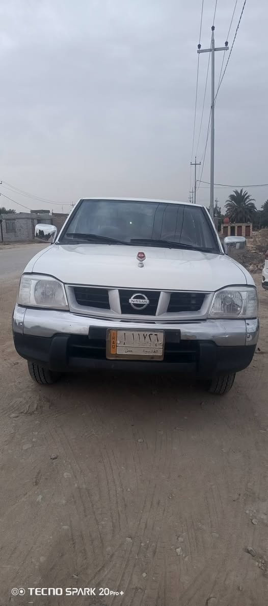 السلام عليكم نيسان شبوط 2013 سياره مصبوغه عام للجماليه بيها ضربه بسيطه ب الجاملغ الامامي فقط شاصي مكفول سياره نضيفه وجاهزه حداديه محرك كير تبريد كله شرط رقم قادسيه شرط تحويل السعر 117 وبيها مجال بسيط مكان السياره السماوه في الرميثه للاستفسار رقم الهاتف *********** اني مكلف ب النشر
