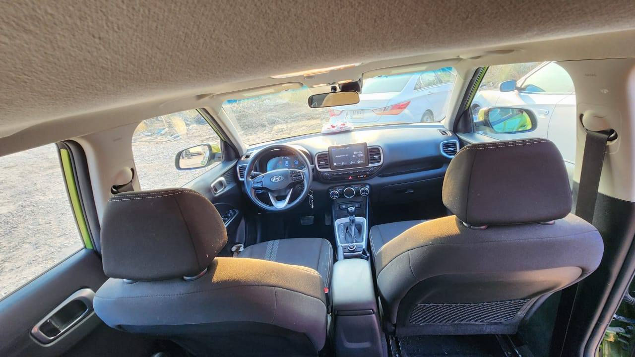 سلام عليكم 
للبيع فينو موديل 2023 رقم منفيس تترقم جميع المحافظات ماشيه 42 جاهزه من كلشي حادثه قطعتين جاملغ وبنيد ايرباك دركه 
                            مواصفات 
رادار امامي 
تحديد مسار
رادار خلفي
رادار جانبي 
شاشه كار بلي 
كامري خلفيه 
فتحت سقف
3 وضعيات قياده
 مكانه بابل اي استفسار *********** ***********
