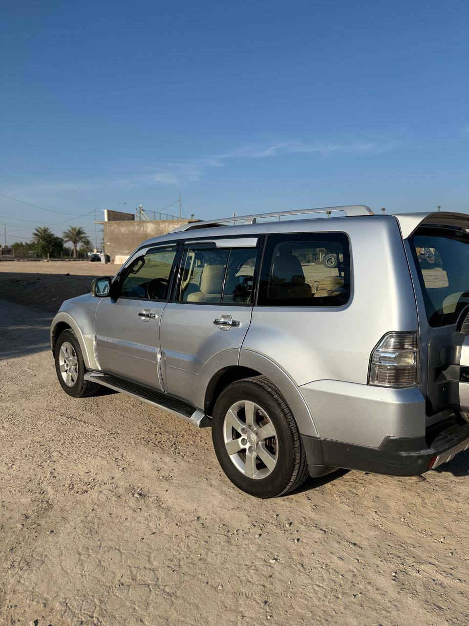 باجيرو حبتور ٢٠٠٨ بغداد مكفولة بأسمي 
السعر ١٢٥$ وبيها مجال بسيط
المكان بابل الإسكندرية 
***********
