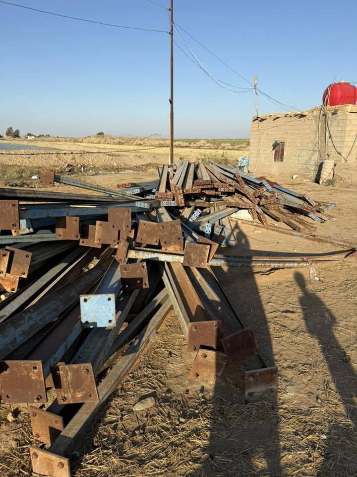 جملونات عدد 2 طول كل واحد 100 متر والعرض 15 متر والارتفاع 7.5 متر تريد واحد تريد نص واحد عادي 
***********
