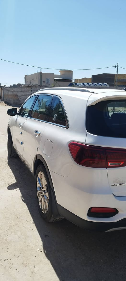 سورنتو 2019 خليجي مكفوله كفاله عامه .  6 سلندر  ماشيه 147
رقم بغداد دولي .  السعر . 248 وبيها مجال. بصره . قضاء عزالدين سليم 
***********
***********
