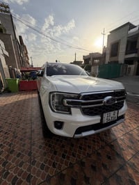 ايفرست ٢٠٢٤ • ماشيه ١٢٠٠٠ • ضمان الوكاله