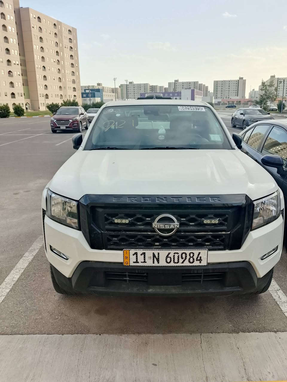 نيسان فرونتير 24 قمارة ونصف ماشية 20 
رقم بغداد باسمي حادثة طخة بالبنيد بدون ايرباك 
***********
