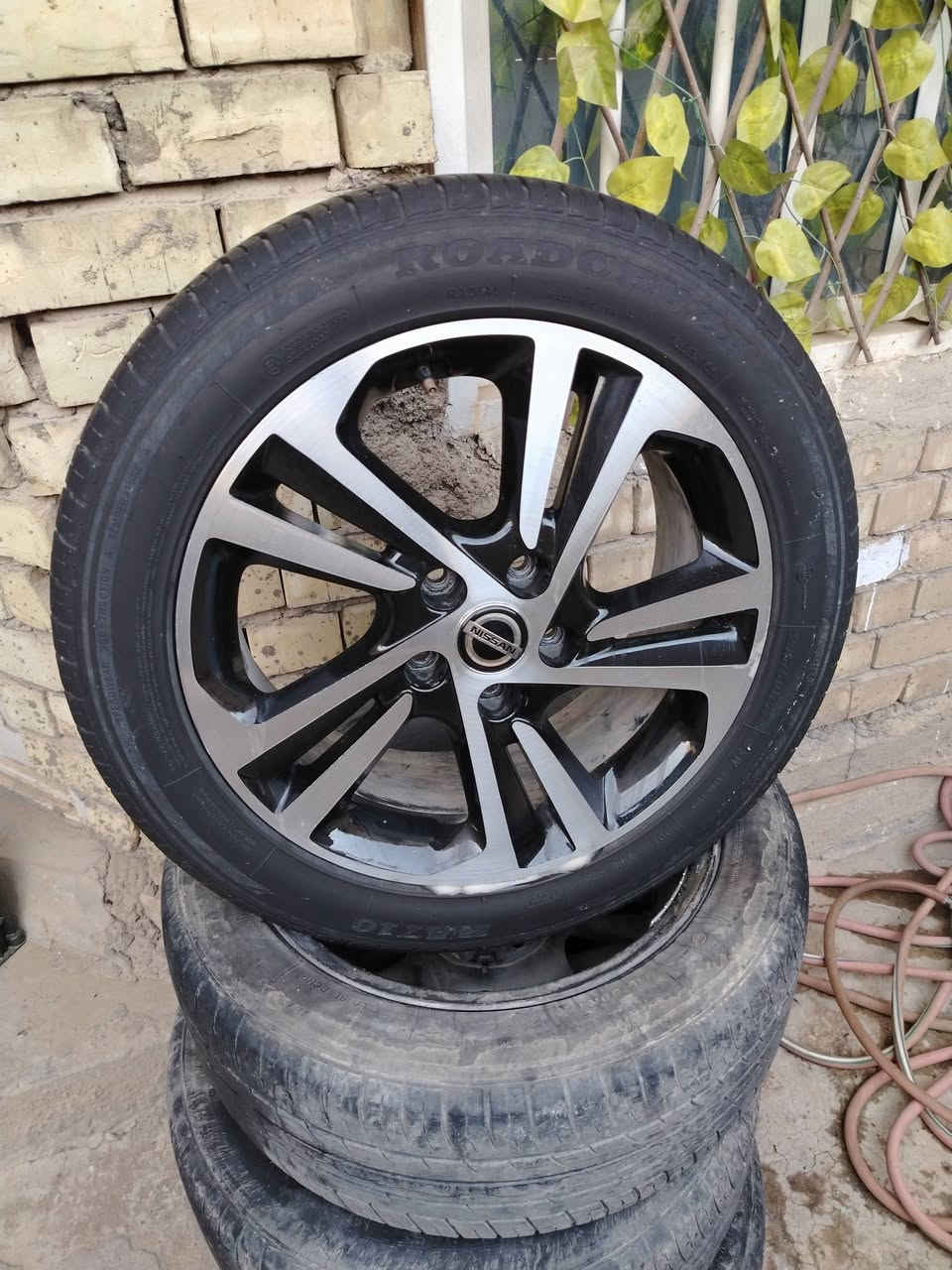 السلام عليكم
تخم ويل كب ١٧ النترا اصلي مع تخم تاير ١٧ ٥٠ ٢١٥ نظافة ٧٠٪
السعر ٢٥٠ الف
مكاني بغداد الدورة عالخط السريع ***********
