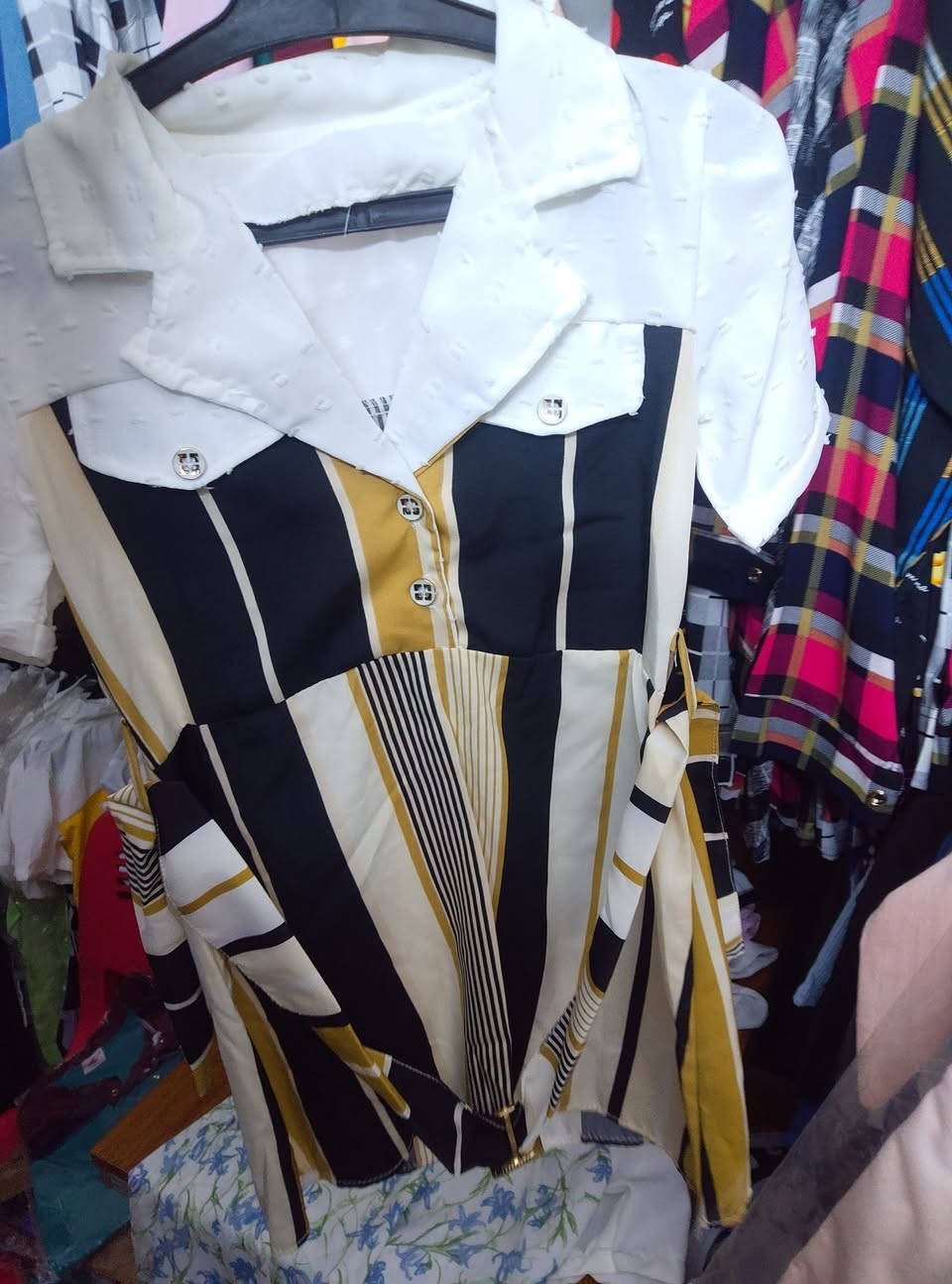 تصفيه فستان بناتي سعر درزن 25 الف اقل طلب درزنين يوجد توصيل


**إذا كنت صاحب هذا الإعلان وتريد حذفه لأي سبب، رجاءا أرسل رسالة إلى الدعم الفني**