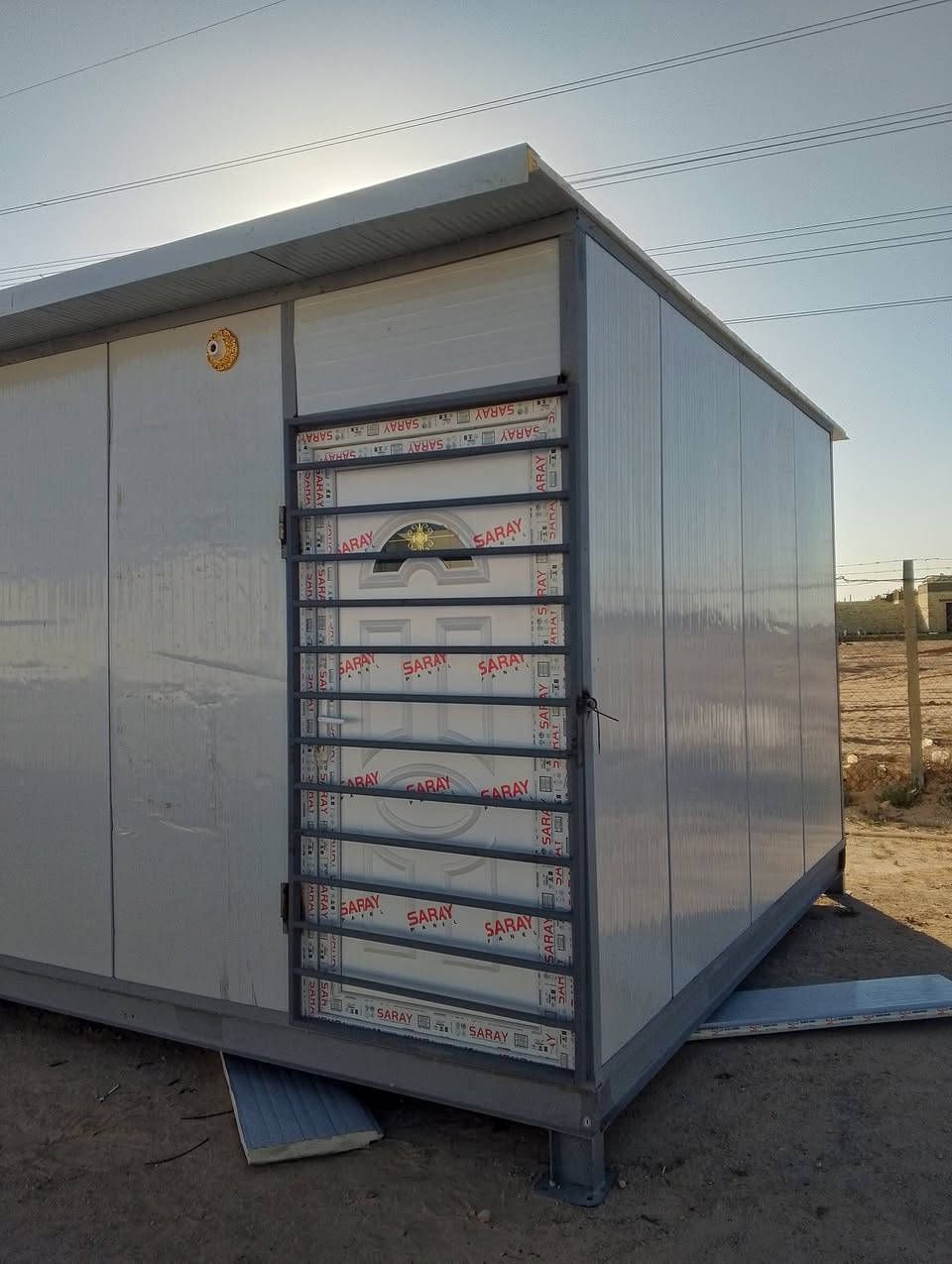 معمل السلامي لعمل الكرفانات باانواعها والسندويج بانل ***********
