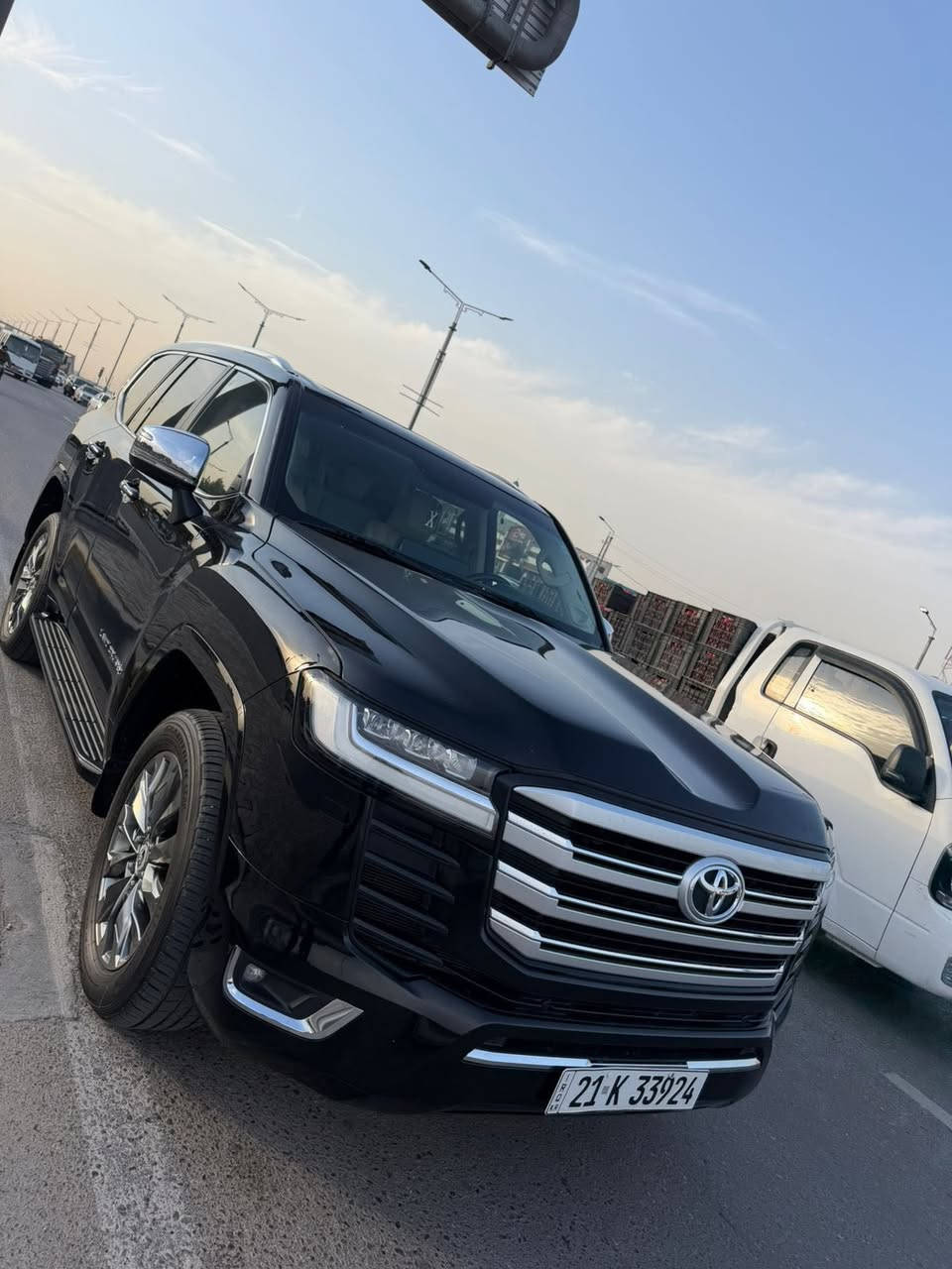 السلام عليكم
لاندكروز ساز 2022 في اك تون توربو
كفاله عامه بيهه ملاحضه بصيطه
سياره حلوه وجديده وجاهزه
مكاني بصره
***********
سعرها 645 وبيهه مجال
